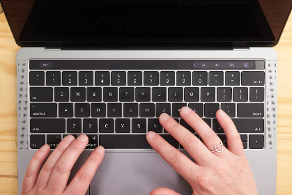 亚洲一区二区在线欧洲：探索亚洲与欧洲的文化交融与在线互动体验